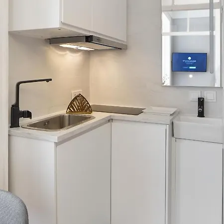 Small Design Studio - Rosa, Bairro Alto-2